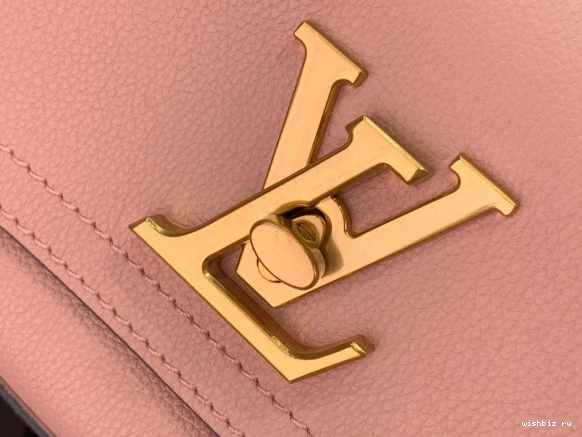 WIS PM CHAIN VUITTON LOCKME LOUIS 1028